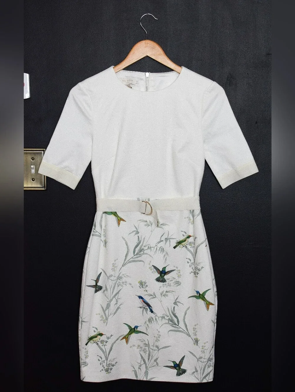 Ted Baker Kinnya Floral Bird Belted Bodycon Sheath Dress Knee Length Size 4 Glam - Picture 3 of 12